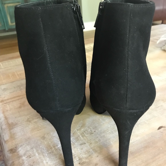 Michael Kors Suede Peep Toe Booties 9.5 - Picture 5 of 8